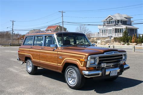 1986 Jeep Grand wagoneer