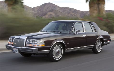 1986 Lincoln Continental photo