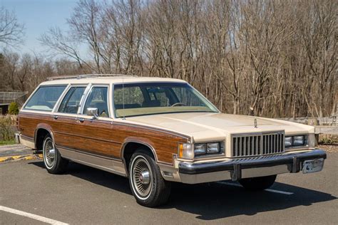 1986 Mercury Colony park engine