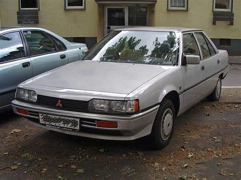 1986 Mitsubishi Galant photo