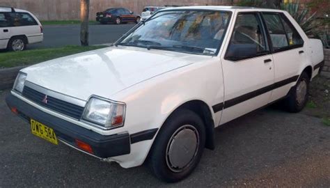 1986 Mitsubishi Mirage photo