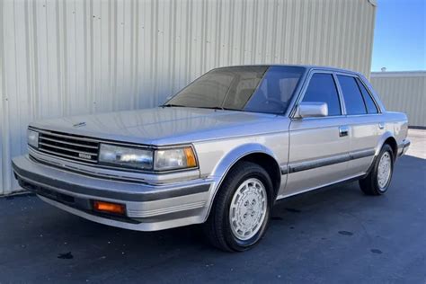 1986 Nissan Maxima