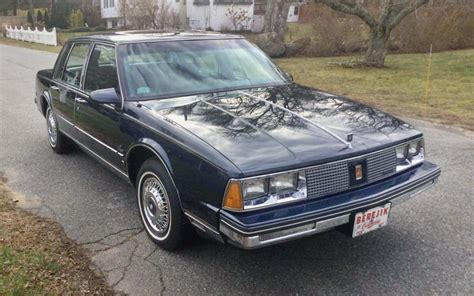 1986 Oldsmobile 98 photo