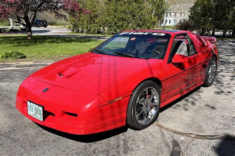 1986 Pontiac Fiero