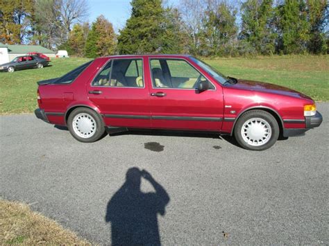 1986 Saab 9000 photo