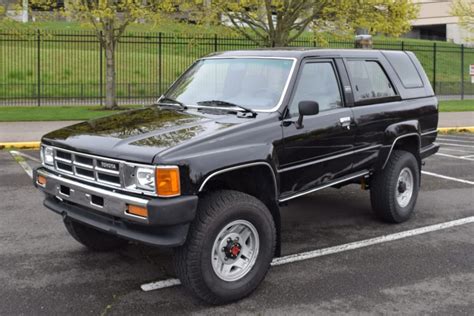 1986 Toyota 4runner photo