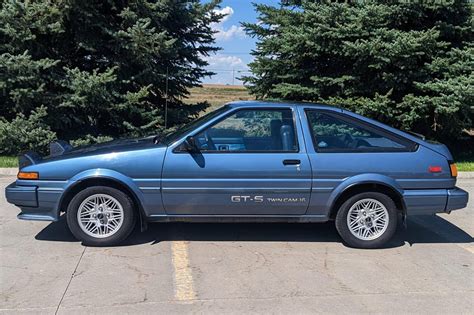 1986 Toyota Corolla photo