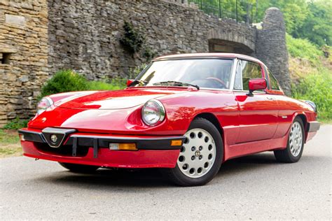 1987 Alfa romeo Spider photo