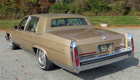 1987 Cadillac Fleetwood photo