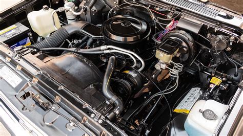 1987 Chevrolet Blazer engine