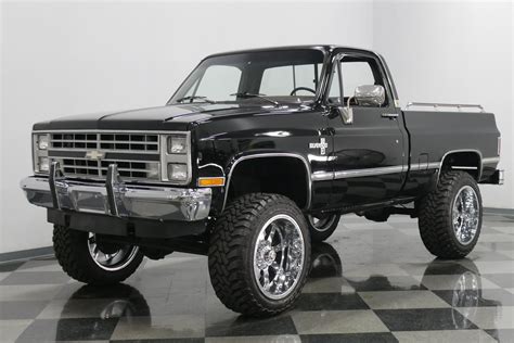 1987 Chevrolet Chevrolet truck photo