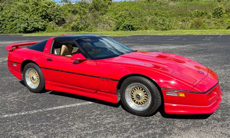 1987 Chevrolet Corvette photo