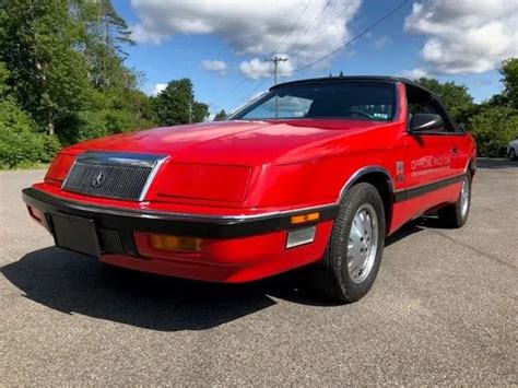 1987 Chrysler Lebaron photo