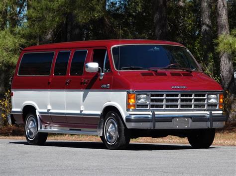 1987 Dodge B250