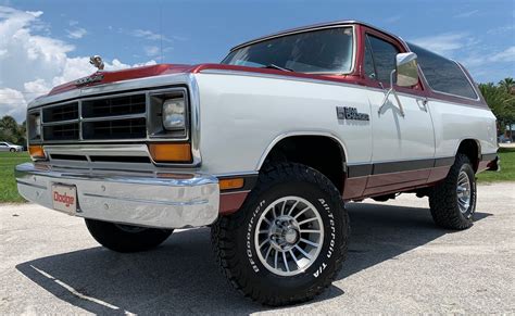 1987 Dodge Ramcharger engine