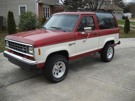 1987 Ford Bronco photo