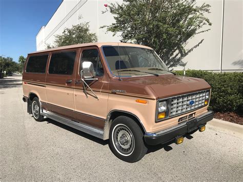 1987 Ford Club wagon engine