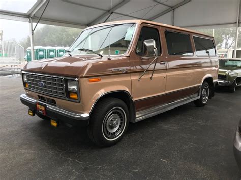 1987 Ford Club wagon photo