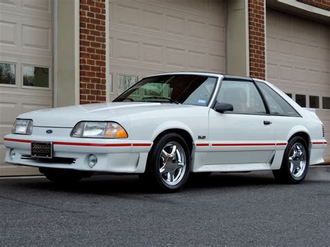 1987 Ford Mustang photo