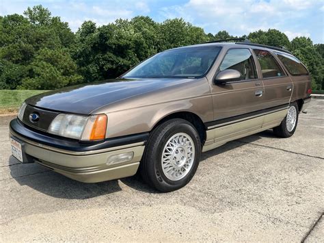 1987 Ford Taurus engine