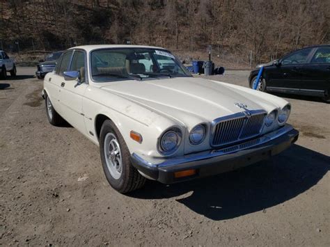 1987 Jaguar Xj6 photo