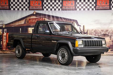 1987 Jeep Comanche photo