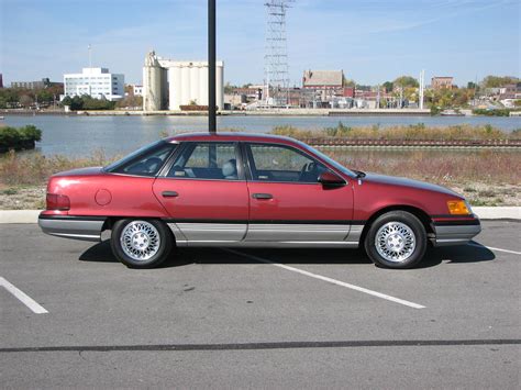 1987 Mercury Sable photo