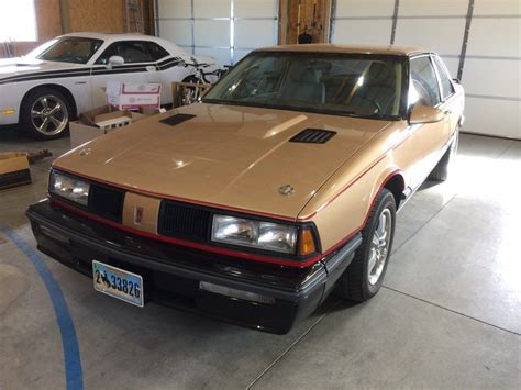 1987 Oldsmobile 88 photo