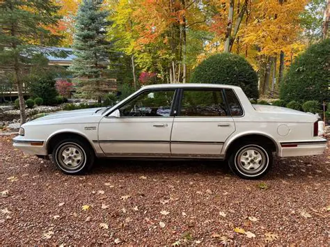 1987 Oldsmobile Ciera photo