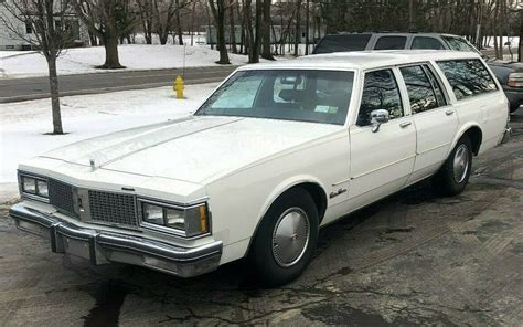 1987 Oldsmobile Custom cruiser engine