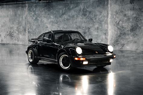 1987 Porsche Carrera photo