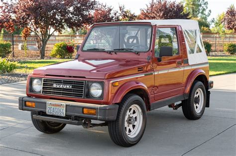 1987 Suzuki Samurai photo