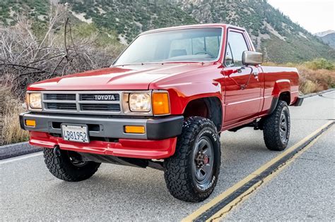 1987 Toyota 4x4 engine