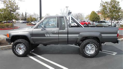 1987 Toyota Toyota truck photo