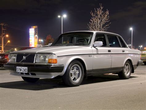 1987 Volvo 240 photo