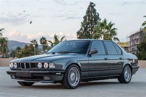 1988 Bmw 735 photo