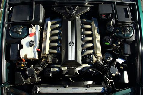 1988 Bmw 750 engine