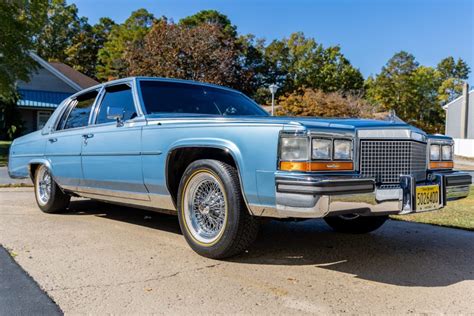 1988 Cadillac Brougham photo