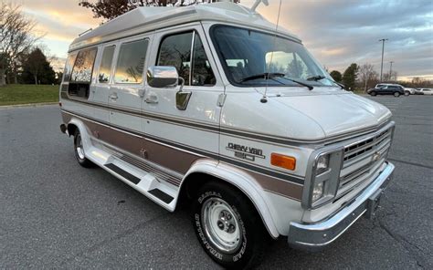 1988 Chevrolet Chevy van engine