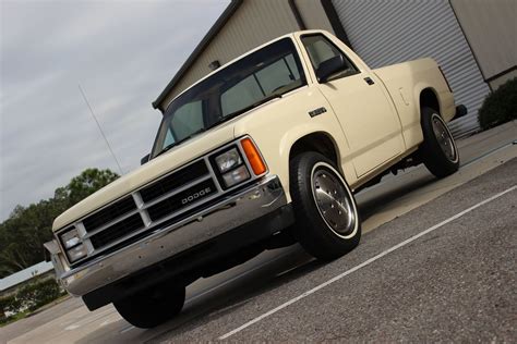 1988 Dodge Dakota