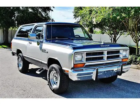 1988 Dodge Ramcharger photo