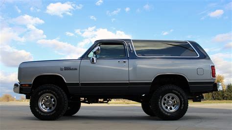 1988 Dodge Ramcharger photo