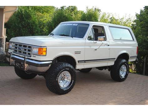 1988 Ford Bronco photo