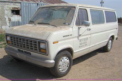 1988 Ford E150 engine