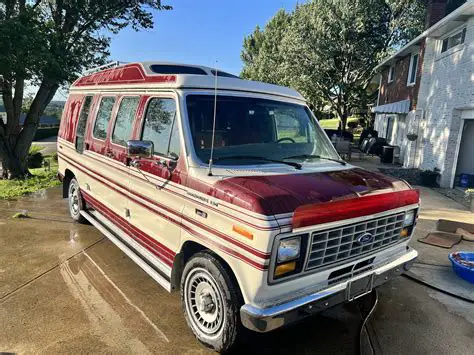 1988 Ford E150