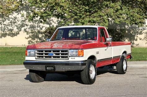 1988 Ford F100 photo