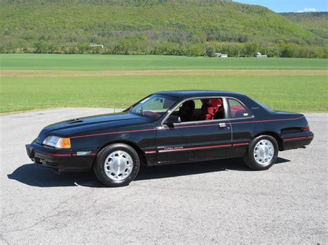 1988 Ford Thunderbird photo