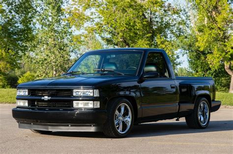 1988 Gmc C1500 pickup photo