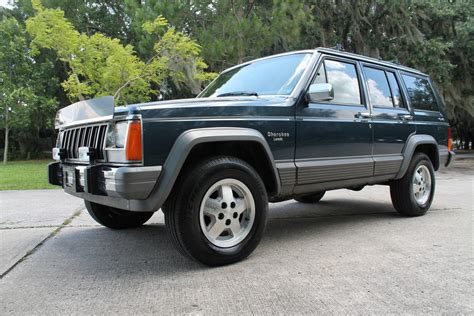 1988 Jeep Laredo