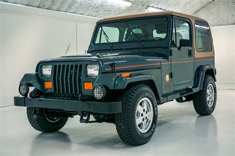 1988 Jeep Wrangler photo